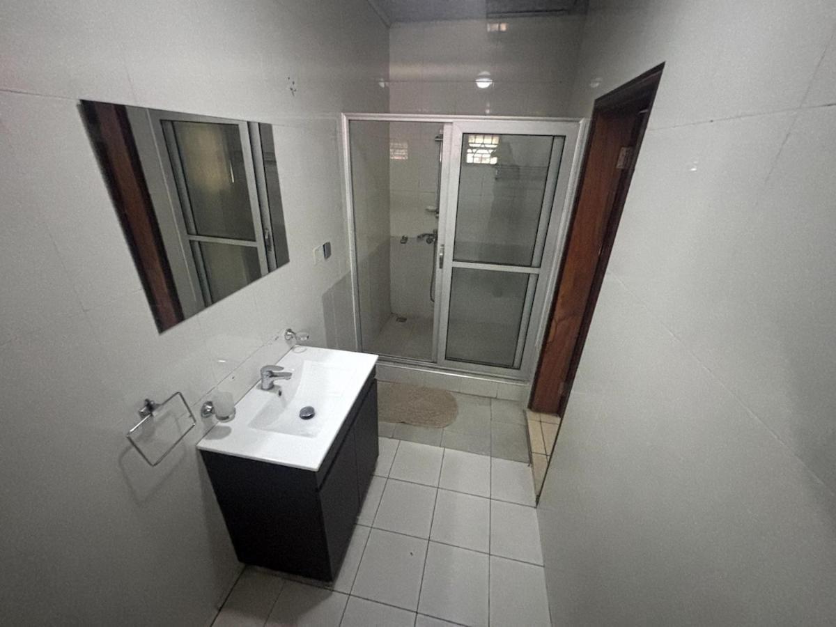 Takako Court Luxury Houses & Apartments, East Legon Accra Exterior foto